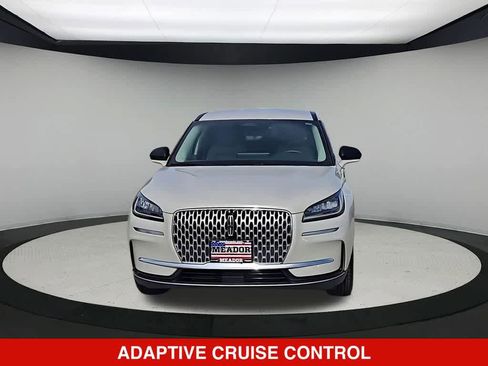 Used 2023 Lincoln Corsair FWD image 3