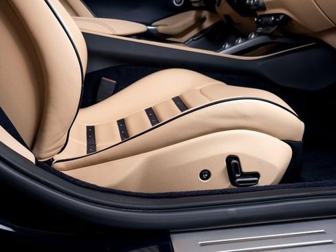 Certified 2019 Ferrari Portofino image 59