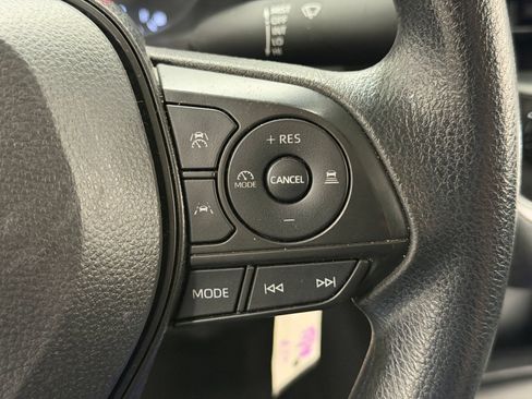 Used 2024 Toyota Corolla LE FWD image 13