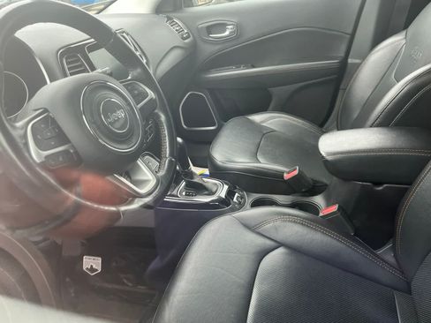 Used 2019 Jeep Compass Limited AWD/4WD image 27