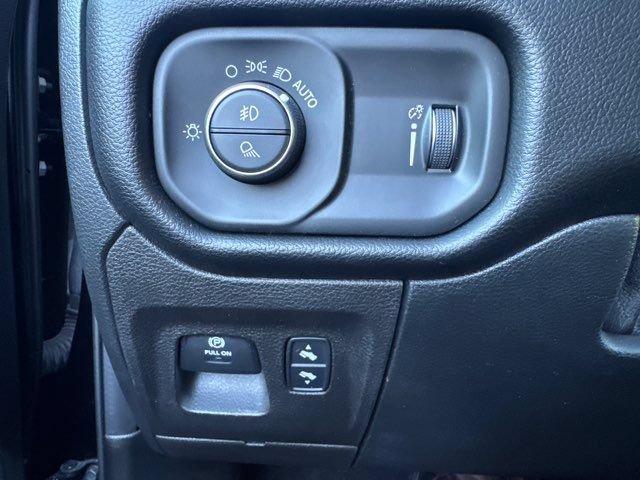 Used 2021 RAM 1500 Big Horn w/ Trailer Tow Group RWD image 9