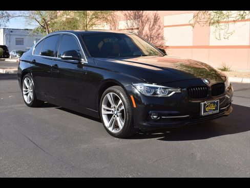 Used 2017 BMW 330i Sedan RWD image 2