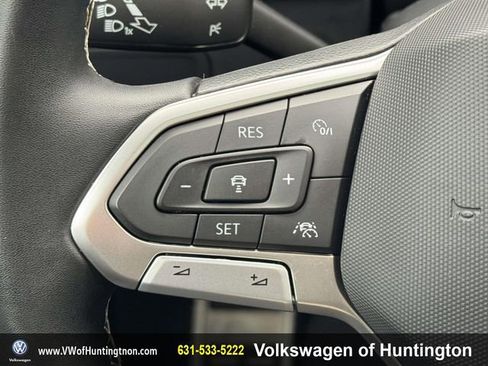 Certified 2023 Volkswagen Tiguan SE R-Line image 19