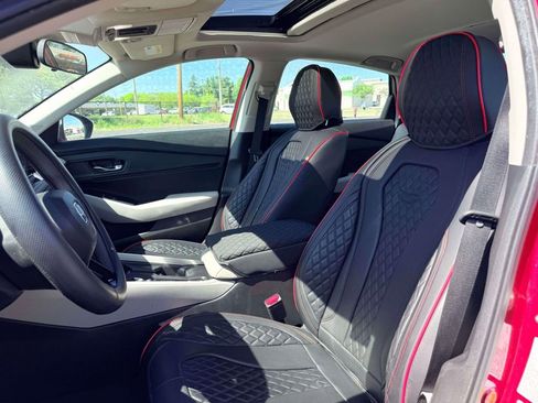 Used 2024 Honda Accord EX image 15