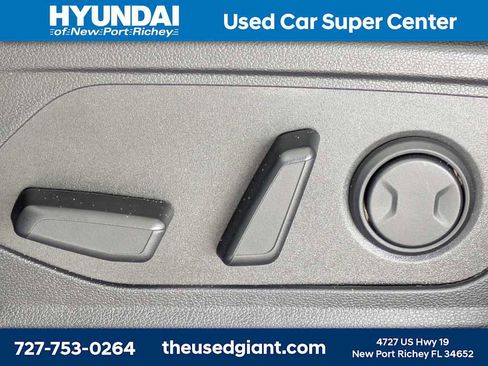 Used 2024 Hyundai Santa Cruz SEL FWD image 20