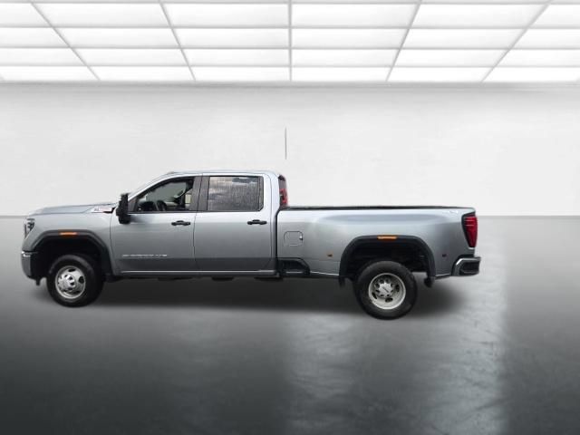 Used 2025 GMC Sierra 3500 Pro w/ Convenience Package AWD/4WD image 8
