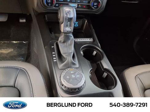 New 2025 Ford Bronco Outer Banks image 17