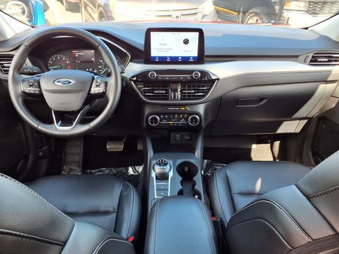 Used 2022 Ford Escape SEL AWD/4WD image 9