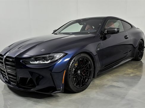 Used 2022 BMW M4 Coupe w/ M Carbon Exterior Package RWD image 5