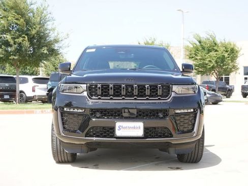 New 2026 Jeep Grand Cherokee Summit w/ Obsidian Package AWD/4WD image 2