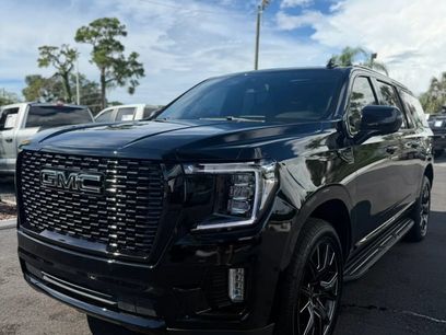 Used 2021 GMC Yukon XL SLT w/ Rear Media and Nav Package