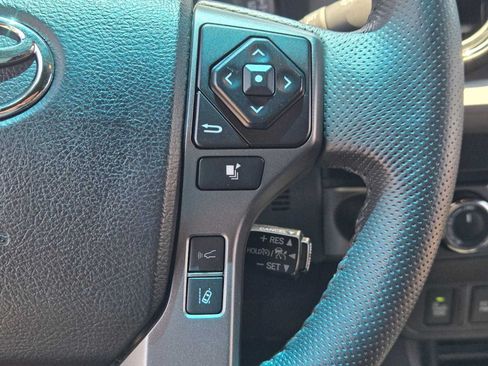 Used 2023 Toyota Tacoma TRD Off-Road w/ TRD Premium Off Road Package AWD/4WD image 29