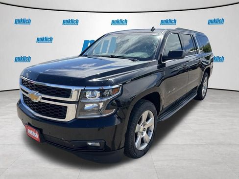 Used 2015 Chevrolet Suburban LT w/ Luxury Package AWD/4WD image 3