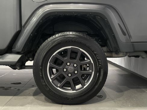 Used 2021 Jeep Gladiator Overland w/ Popular Equipment Package AWD/4WD image 8