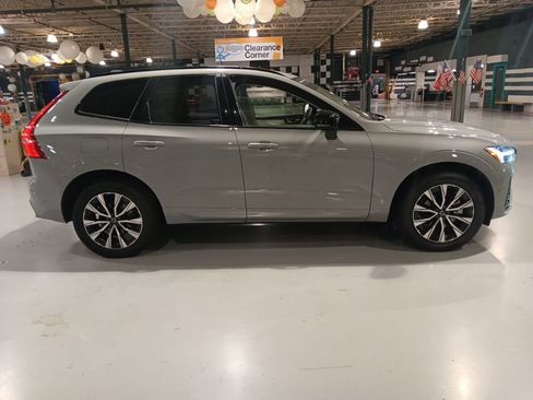 Used 2024 Volvo XC60 B5 Plus w/ Protection Package Premier AWD/4WD image 11