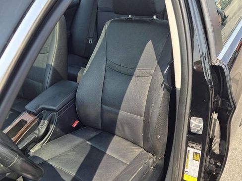 Used 2011 BMW 335i xDrive Sedan image 2