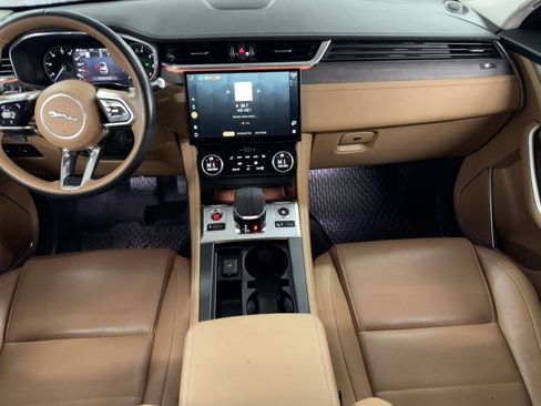 Used 2022 Jaguar F-PACE S image 28