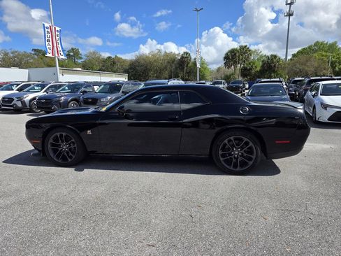 Used 2021 Dodge Challenger R/T Scat Pack image 5