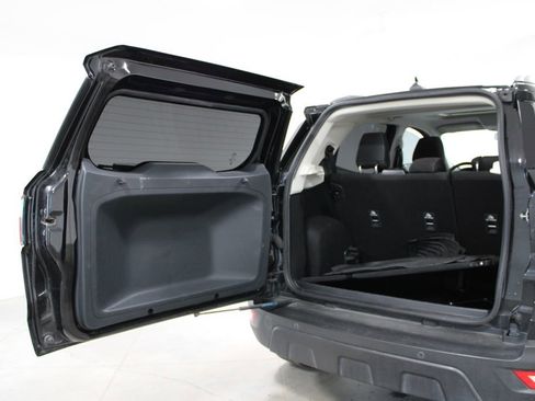 Used 2021 Ford EcoSport SE image 15