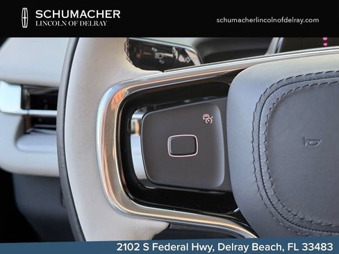 New 2026 Lincoln Navigator Premiere AWD/4WD image 22