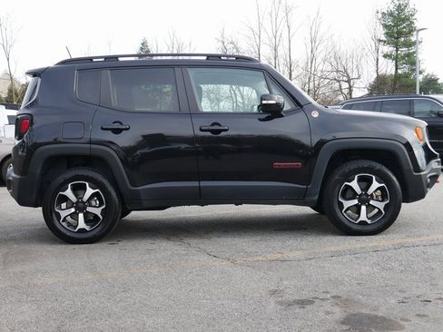 Used 2022 Jeep Renegade Trailhawk w/ Trailer Tow Group image 7