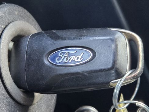 Used 2022 Ford Maverick XL FWD image 23