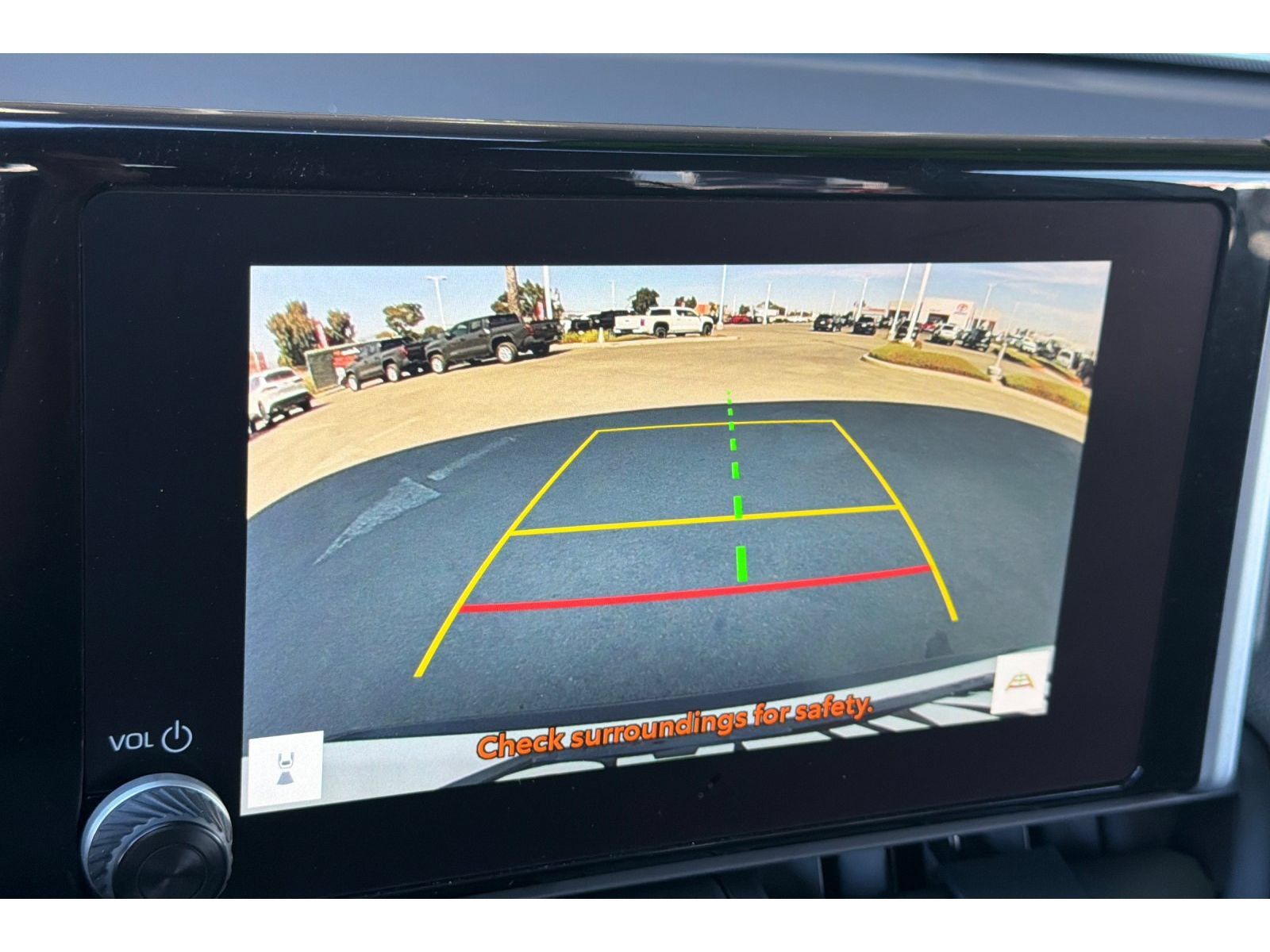 Used 2025 Toyota RAV4 XLE FWD image 22