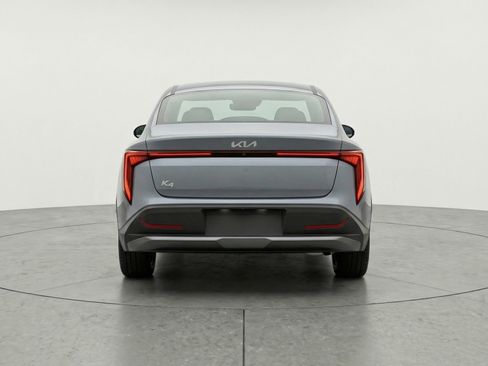 Used 2025 Kia K4 FWD image 6