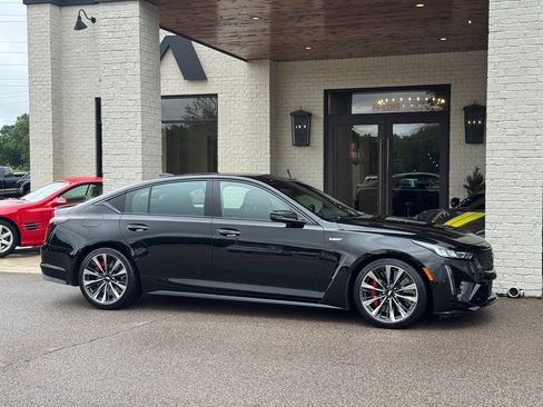 Used 2022 Cadillac CT5 V Blackwing RWD image 16