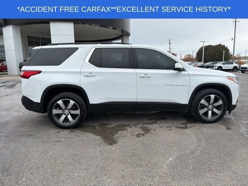 Used 2020 Chevrolet Traverse LT w/ LT Premium Package image 13
