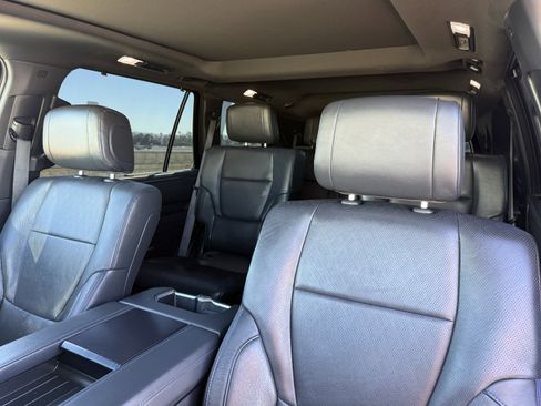 Used 2024 Toyota Sequoia Platinum image 19