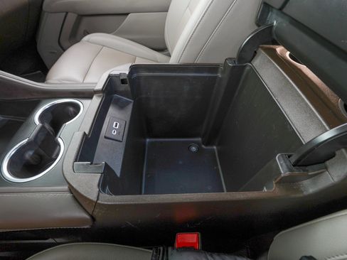 Used 2022 Chevrolet Tahoe LT image 29