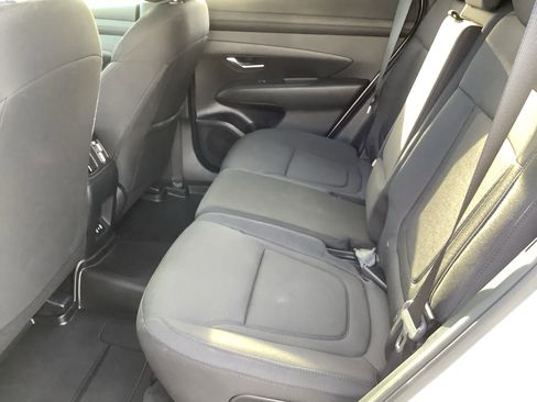 Used 2025 Hyundai Tucson SEL FWD image 9