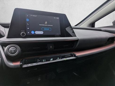 Used 2024 Toyota Prius Prime FWD image 13