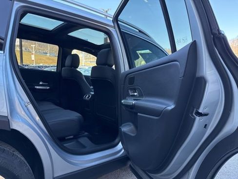 New 2026 Mercedes-Benz GLB 250 4MATIC image 23