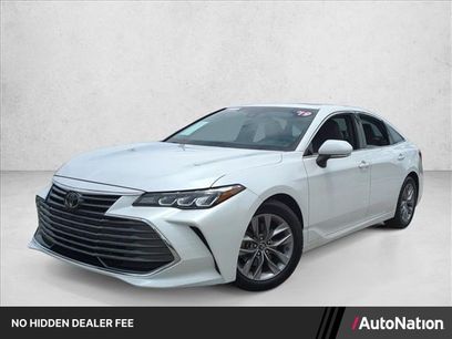 Used 2019 Toyota Avalon XLE w/ Moonroof Package