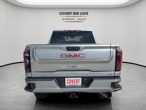 New 2026 GMC Sierra 2500 AT4 w/ AT4 Premium Plus Package image 8