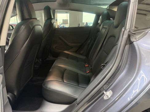 Used 2019 Tesla Model 3 AWD/4WD image 13
