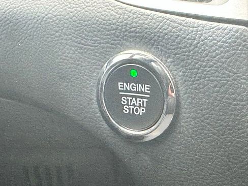 Used 2019 Ford Edge SEL w/ Equipment Group 201A image 13