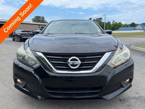 Used 2016 Nissan Altima 2.5 SR FWD image 3