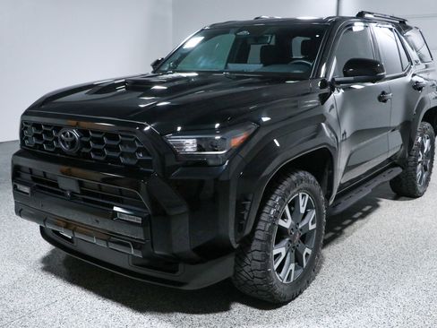 Used 2025 Toyota 4Runner TRD Sport Premium AWD/4WD image 33