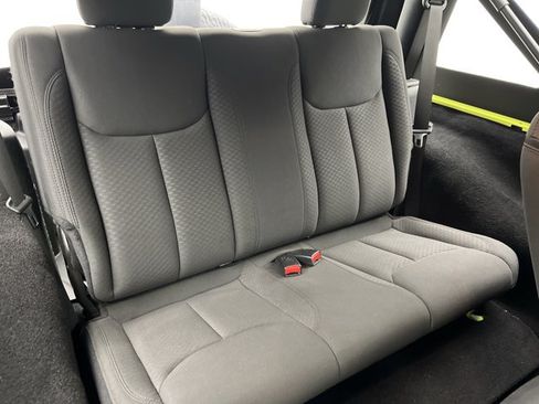 Used 2017 Jeep Wrangler Sport AWD/4WD image 16