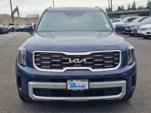 Certified 2024 Kia Telluride S FWD image 2