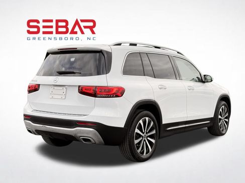 Used 2023 Mercedes-Benz GLB 250 w/ Premium Package image 8