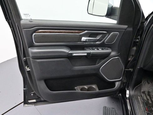 Used 2019 RAM 1500 Laramie image 9