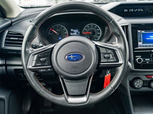 Used 2018 Subaru Crosstrek 2.0i Premium w/ Popular Package #2 AWD/4WD image 17