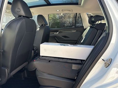 New 2026 Volkswagen Tiguan SE FWD image 24
