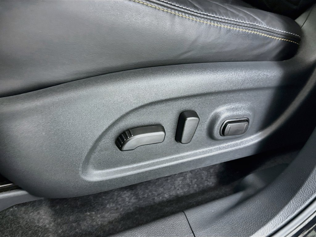 Used 2024 Nissan Murano Platinum AWD/4WD image 23