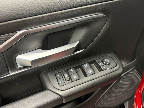 New 2026 RAM 1500 4x4 Crew Cab image 27