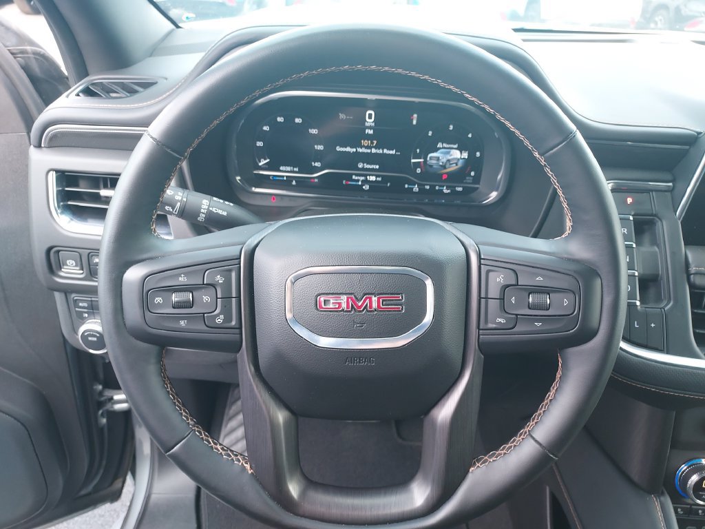 Used 2024 GMC Yukon AT4 w/ Technology Package AWD/4WD image 17